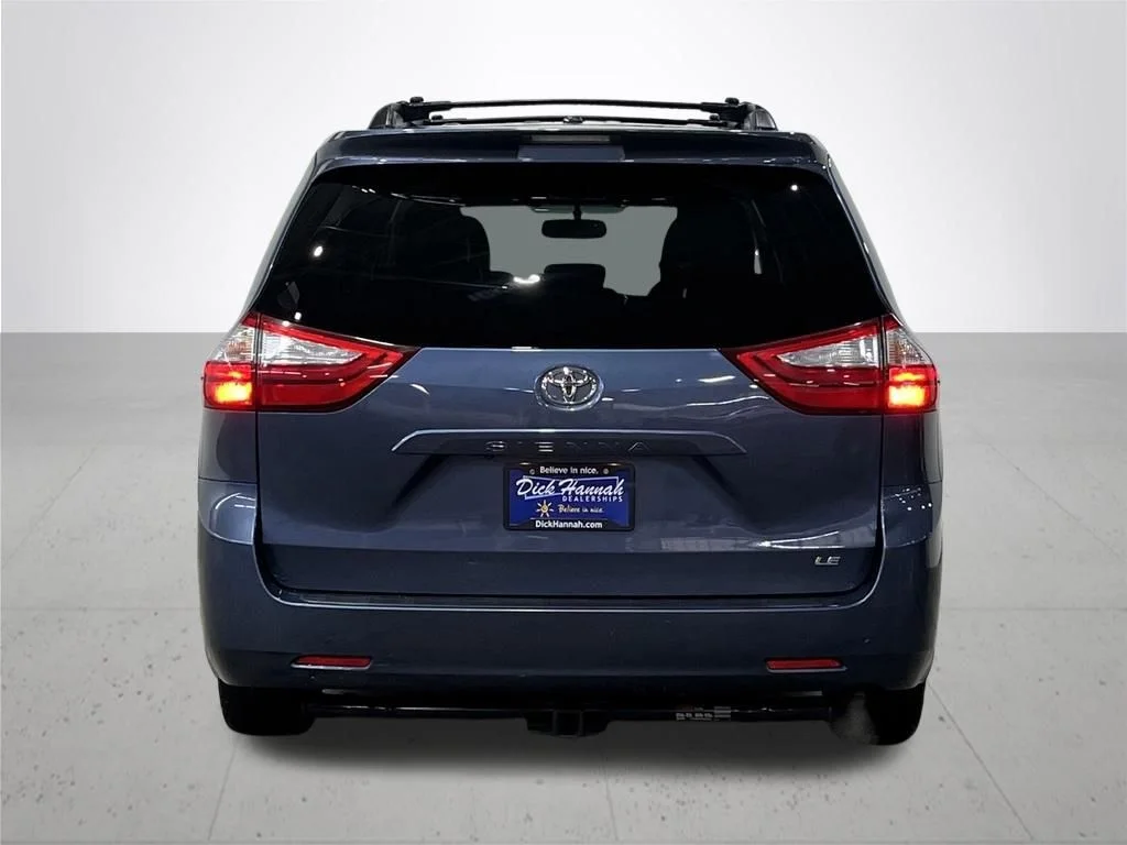 Used 2015 Blue Toyota LE image 11