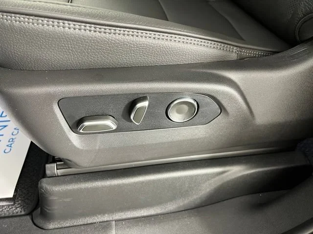 2026 GMC Yukon XL Denali - Photo 21