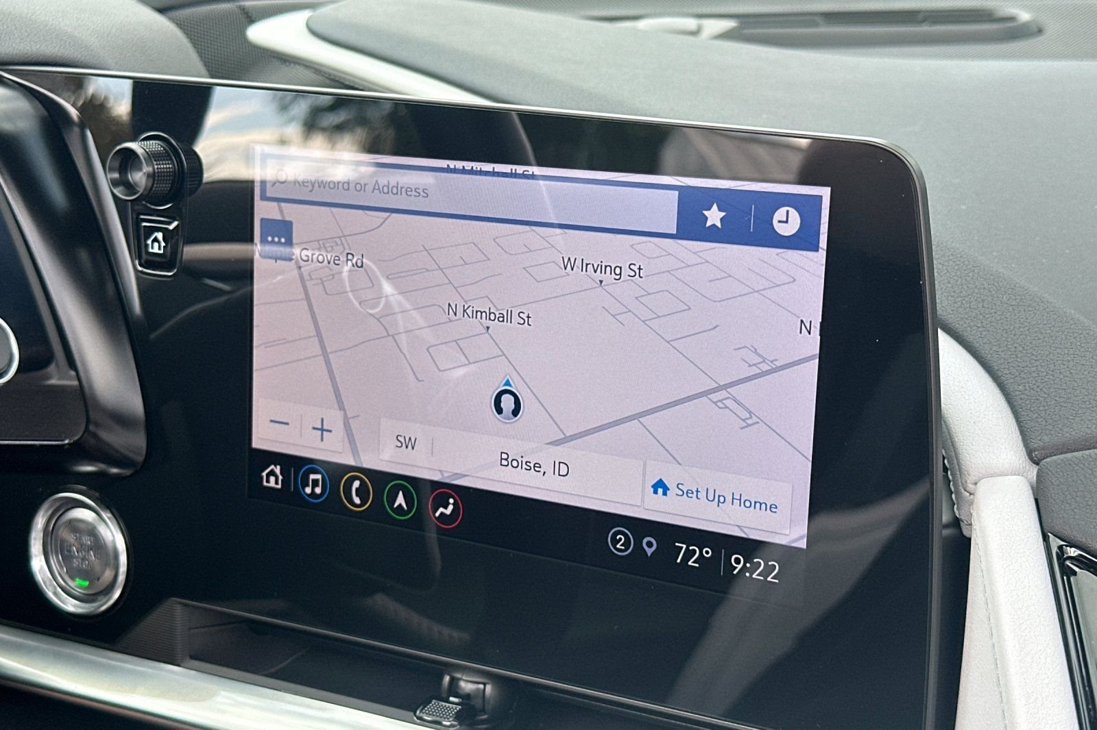 Used 2022 White Chevrolet Stingray image 18