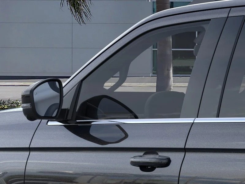 New 2025 Agate Black Metallic Ford Platinum® image 40