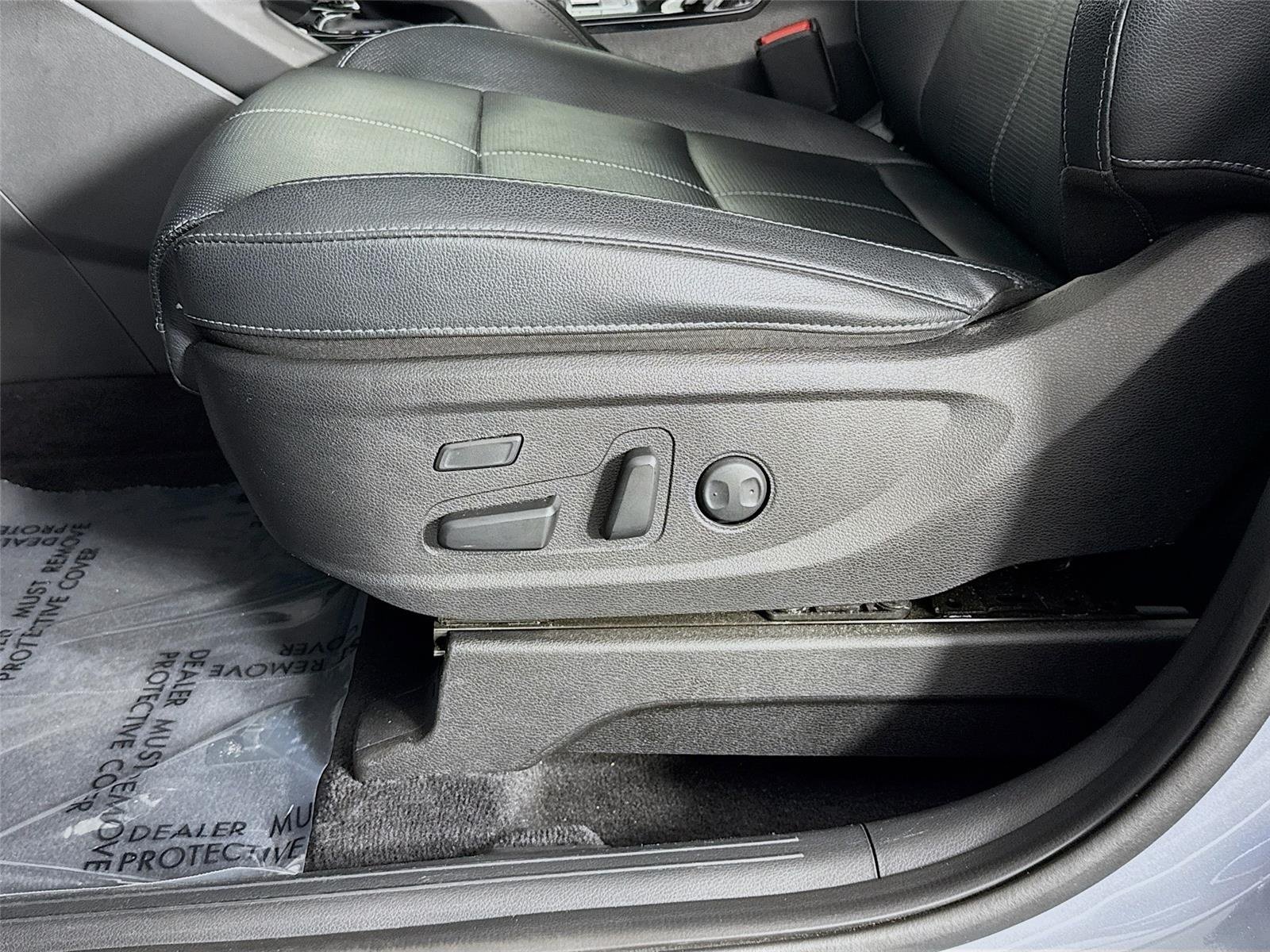 Used 2021 Everlasting Silver Kia SX image 22