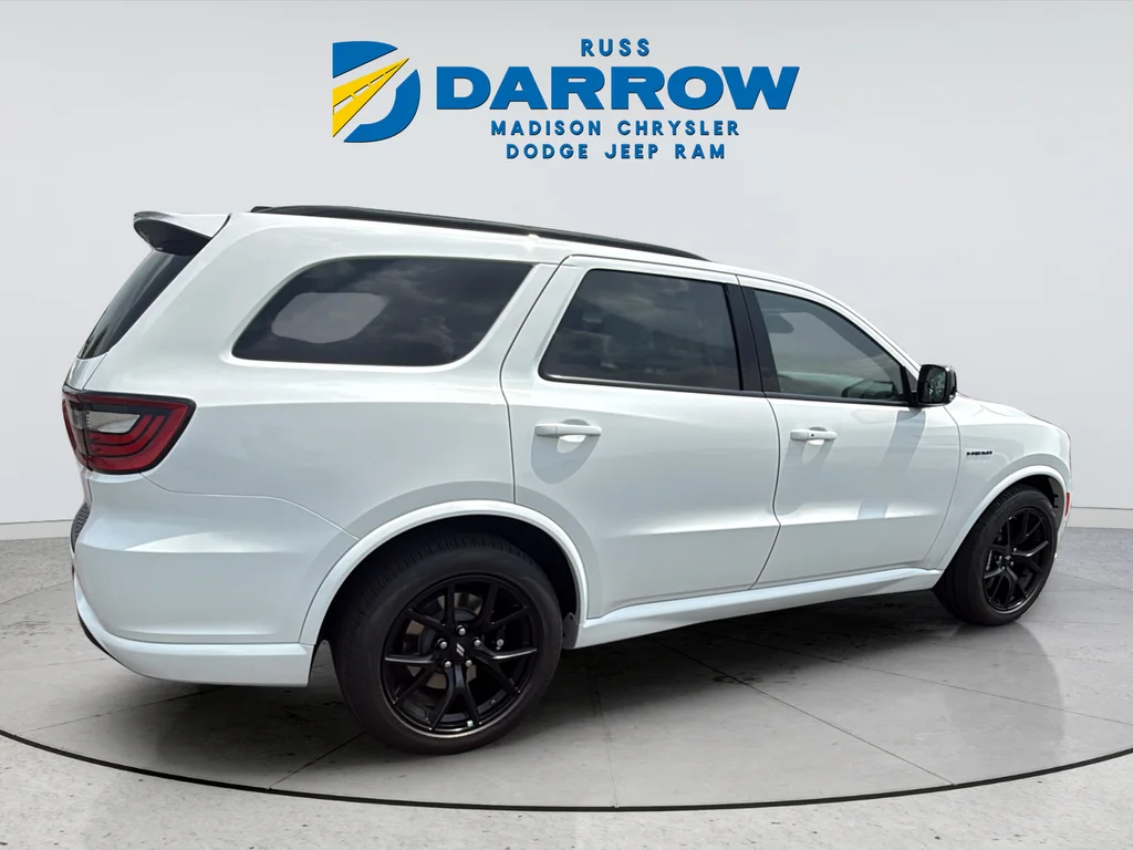 New 2026 White Knuckle Clear-Coat Exterior Paint Dodge GT Premium HEMI V8 image 5