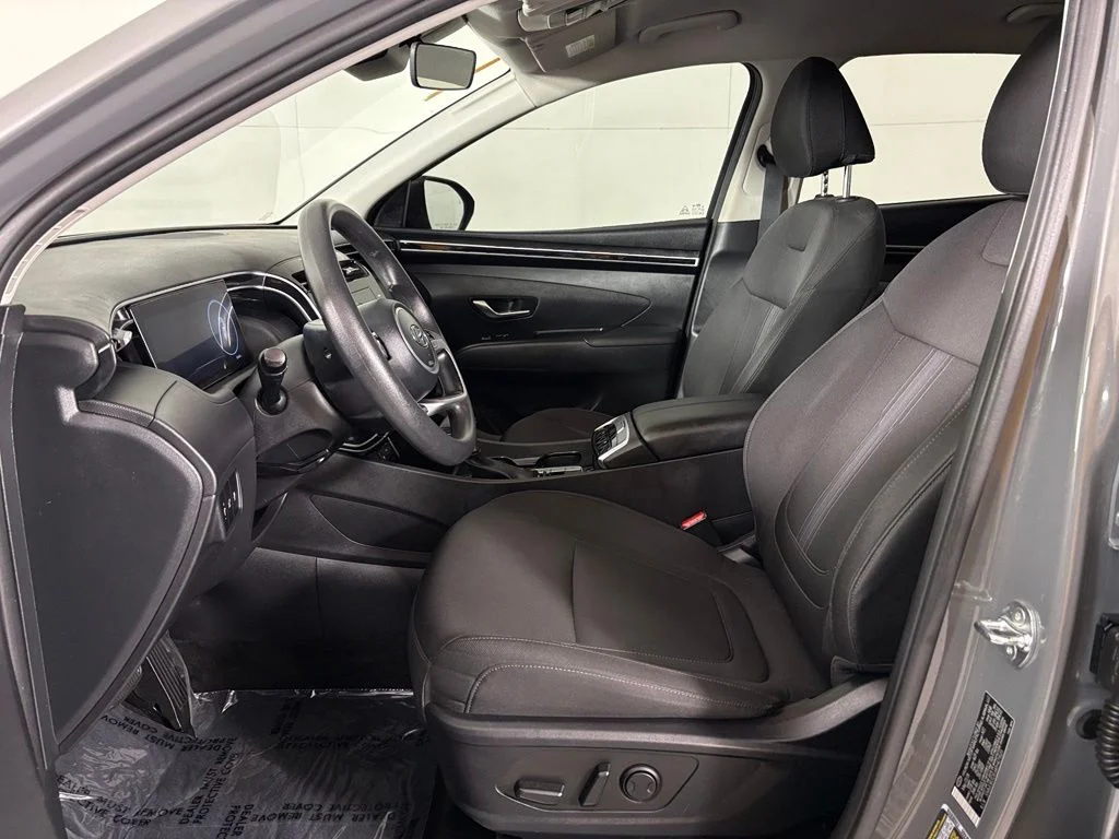 Used 2024 Gray Hyundai SEL image 17