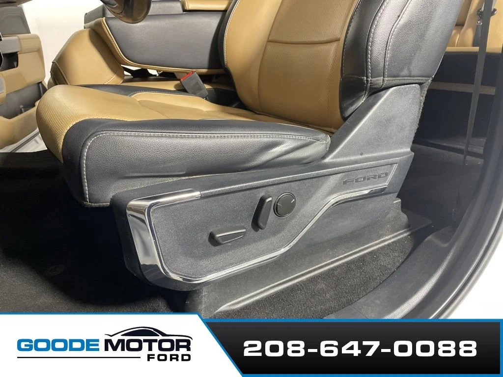 Certified Used 2023 Oxford White Ford Lariat image 12
