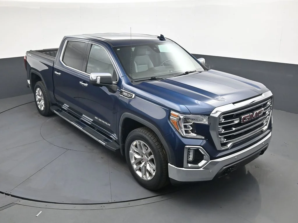 Used 2020 Blue GMC SLT image 35
