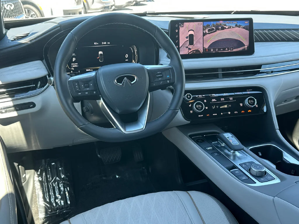 Certified Used 2026 Black INFINITI Autograph image 19