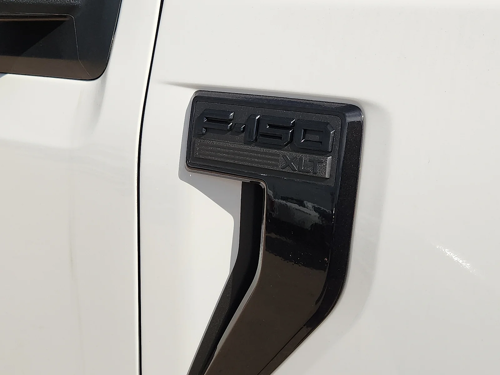 New 2026 Oxford White Ford XLT image 10