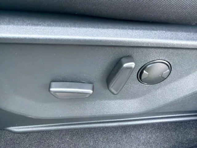 New 2026 Avalanche Ford XLT image 39