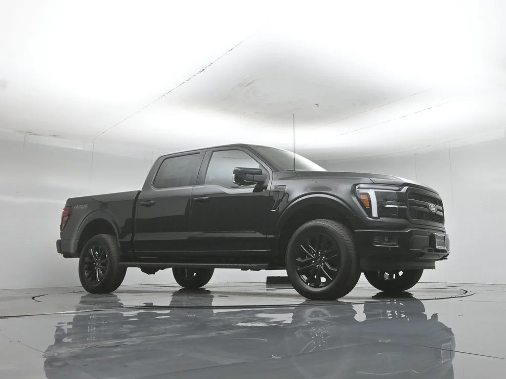 New 2026 Agate Black Metallic Ford Lariat image 3