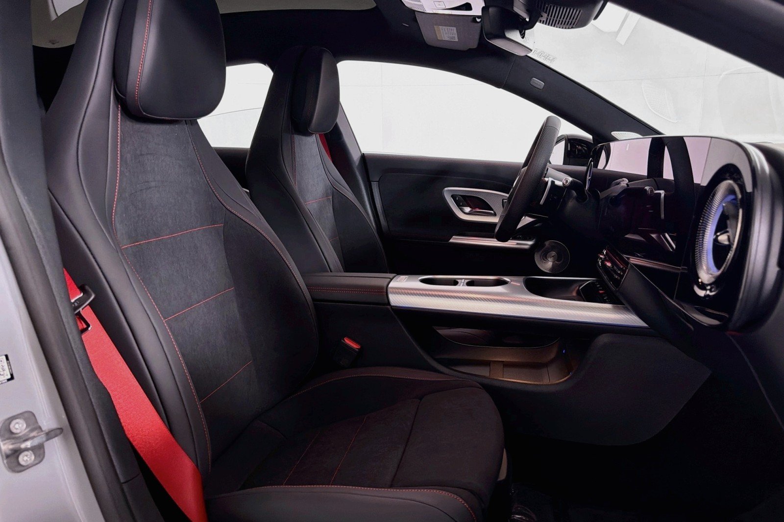 New 2027 MANUFAKTUR Alpine Grey Mercedes-Benz CLA 220 Hybrid image 6