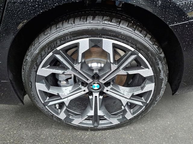 New 2026 Black Sapphire Metallic BMW 330i image 8