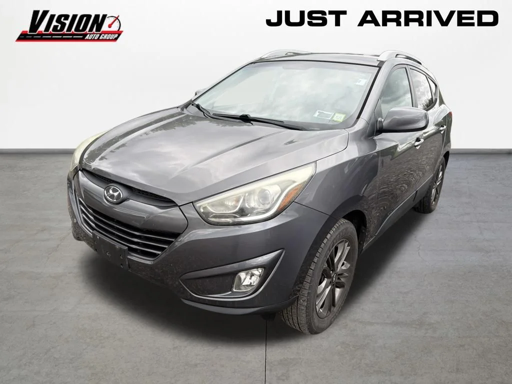 Used 2015 Gray Hyundai SE image 1