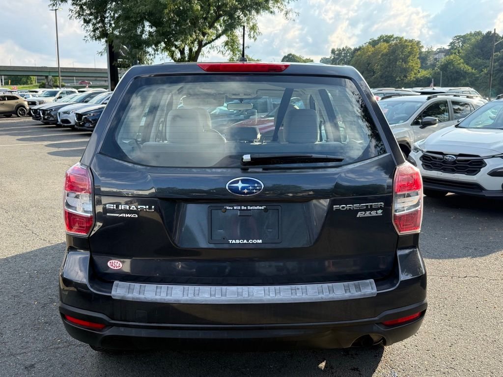Used 2014 Gray Subaru 2.5i image 6