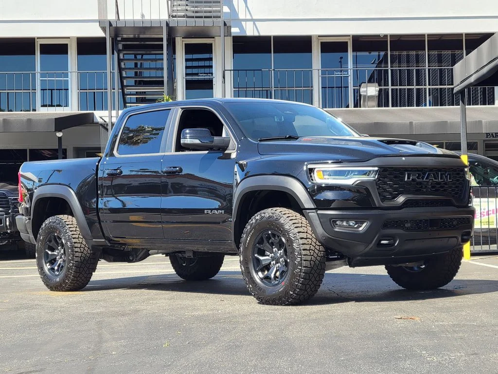 New 2026 Diamond Black Crystal Pearl-Coat Exterior Paint RAM RHO image 25