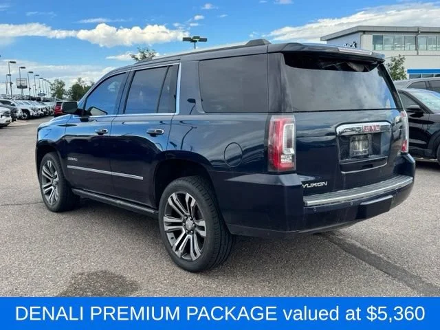 Used 2020 DARK SAPPHIRE BLUE METALLIC GMC Denali image 3