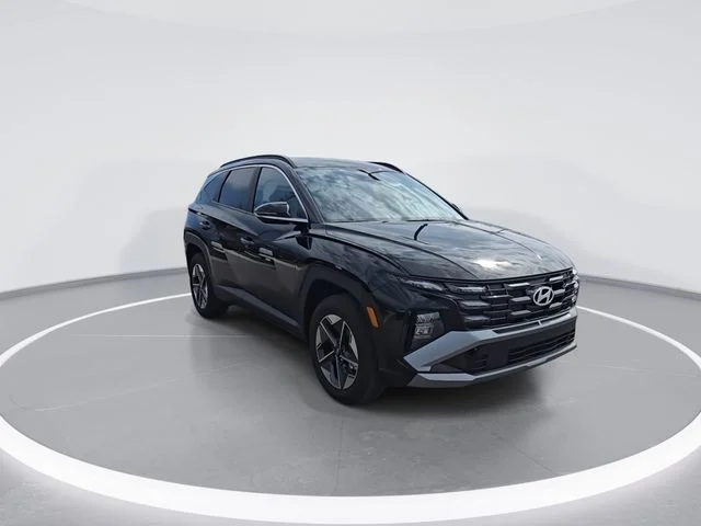 Used 2026 Black Hyundai SEL Premium image 2