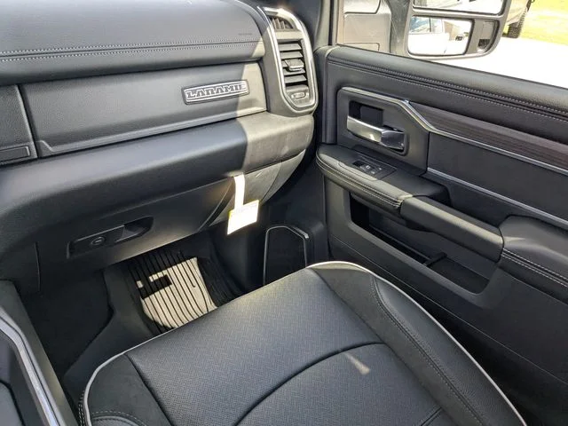 New 2026 Bright White Clear-Coat Exterior Paint RAM Laramie image 10
