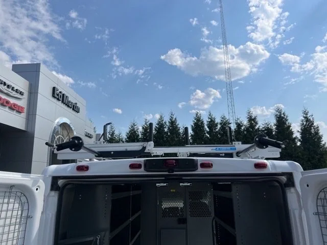 Used 2025 White Ram SLT image 43