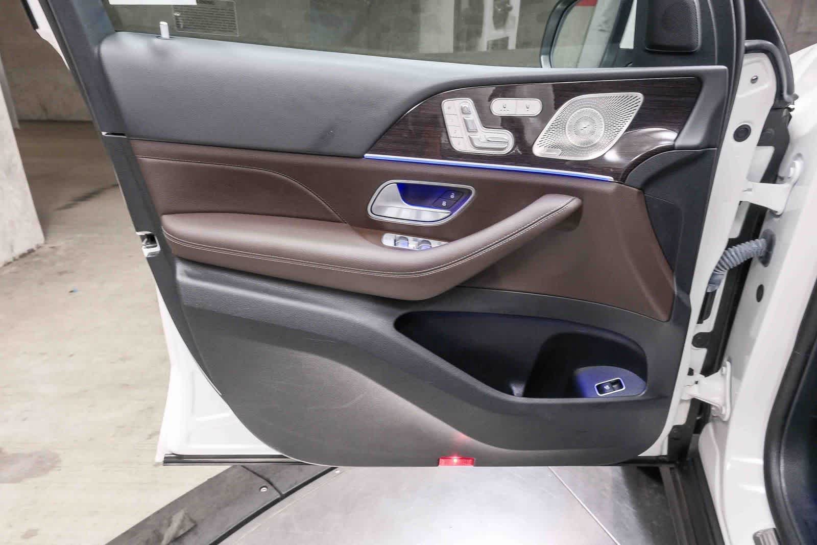 Certified Used 2022 Polar White Mercedes-Benz GLE 350 image 28