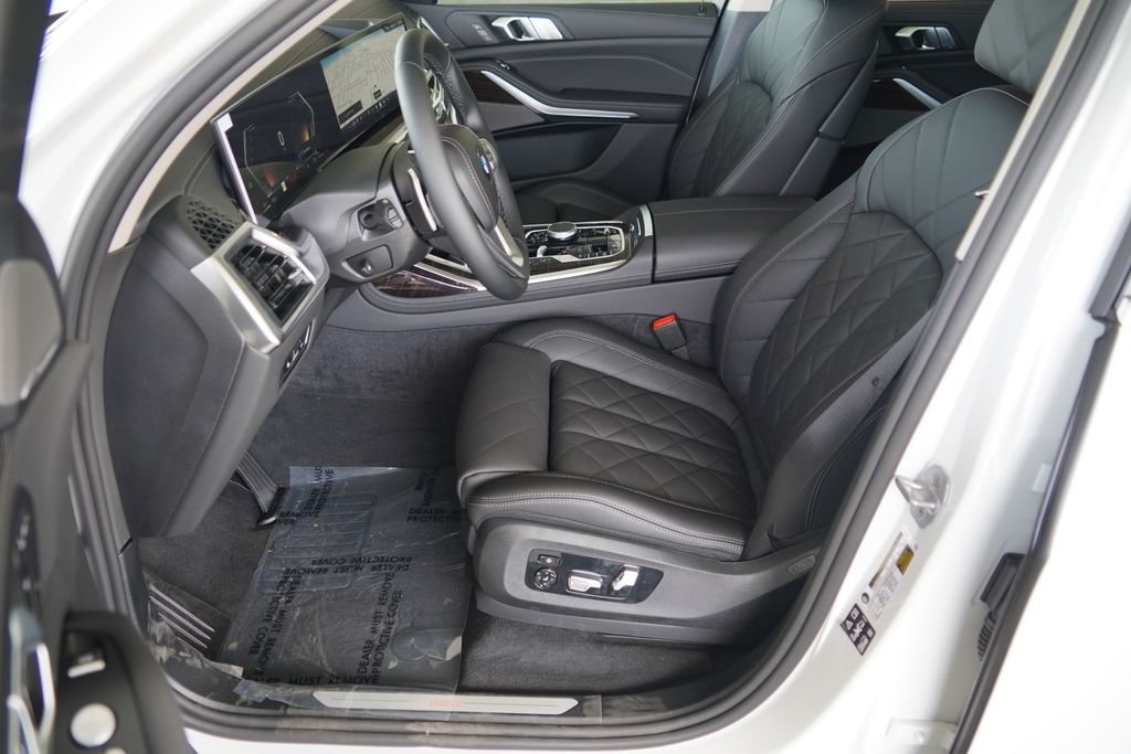 New 2027 Mineral White Metallic BMW xDrive40i image 11