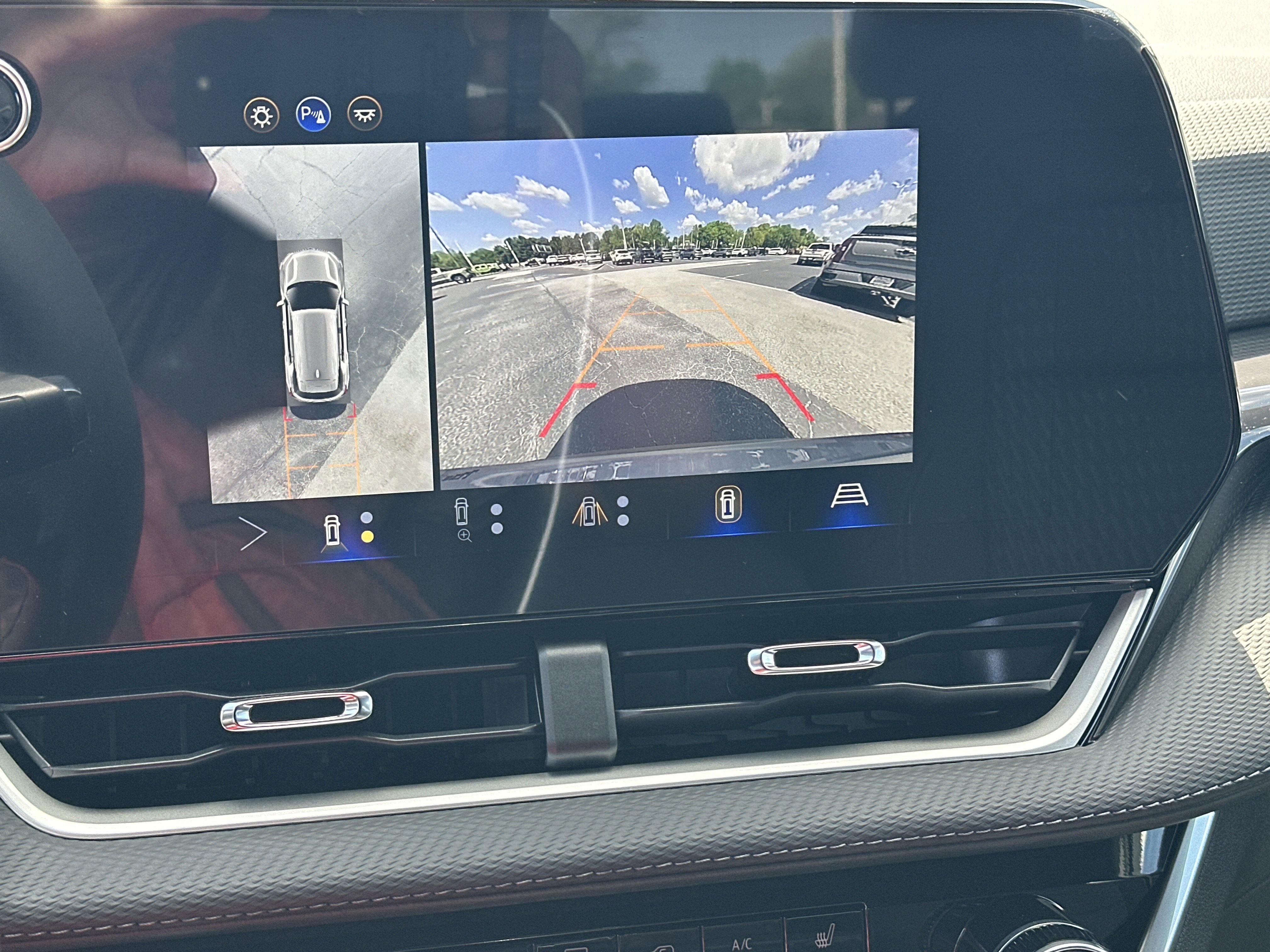 2026 Chevrolet Equinox LT - Photo 29