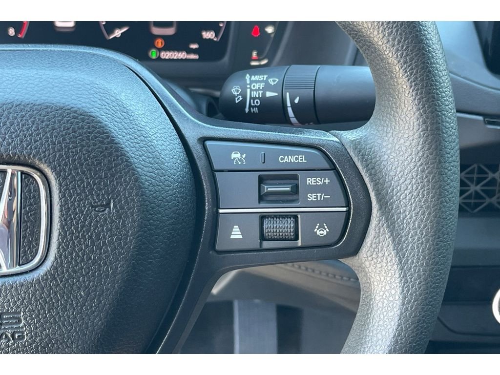 Used 2024 Solar Silver Metallic Honda LX image 34