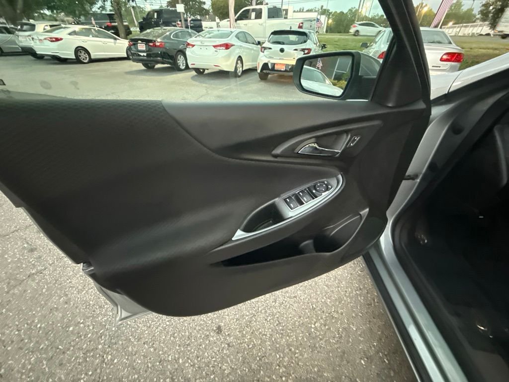 Used 2024 Gray Chevrolet LT image 13