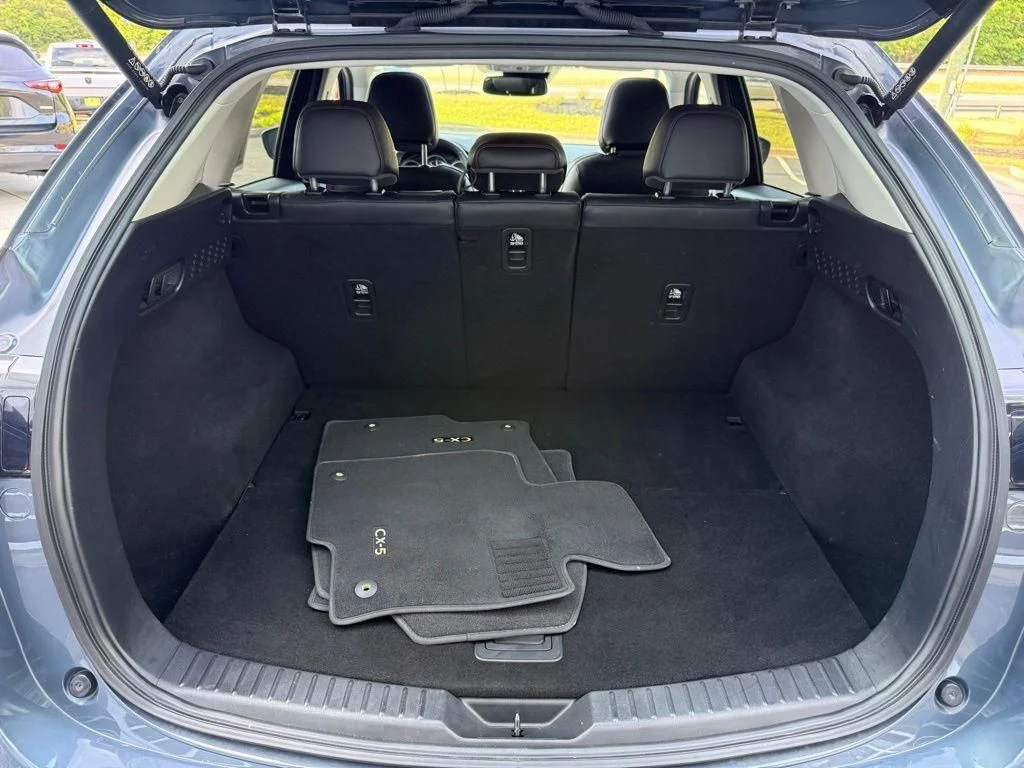 Used 2024 Gray Mazda 2.5 S Carbon Edition image 32