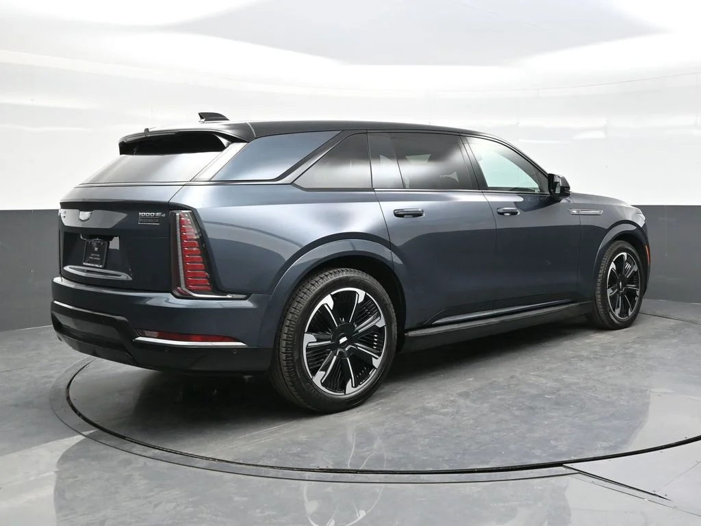 Used 2026 Black Cadillac Premium Sport image 7