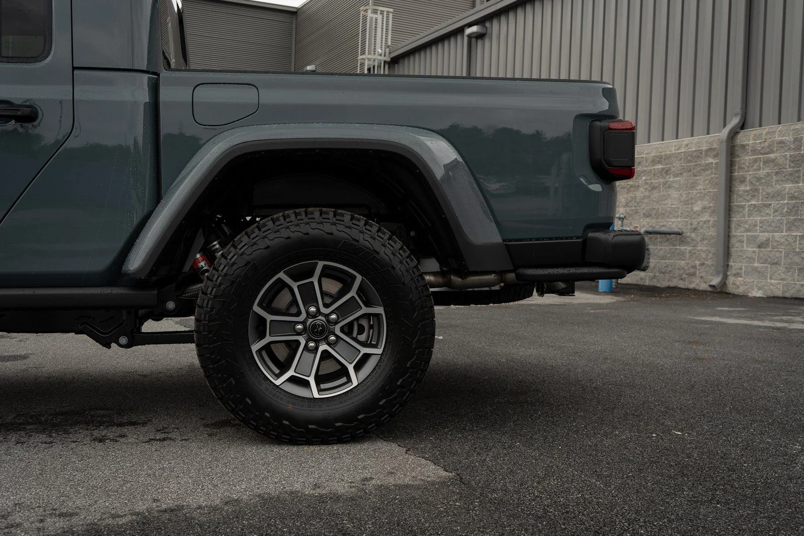 New 2026 Anvil Clearcoat Jeep Mojave X image 6