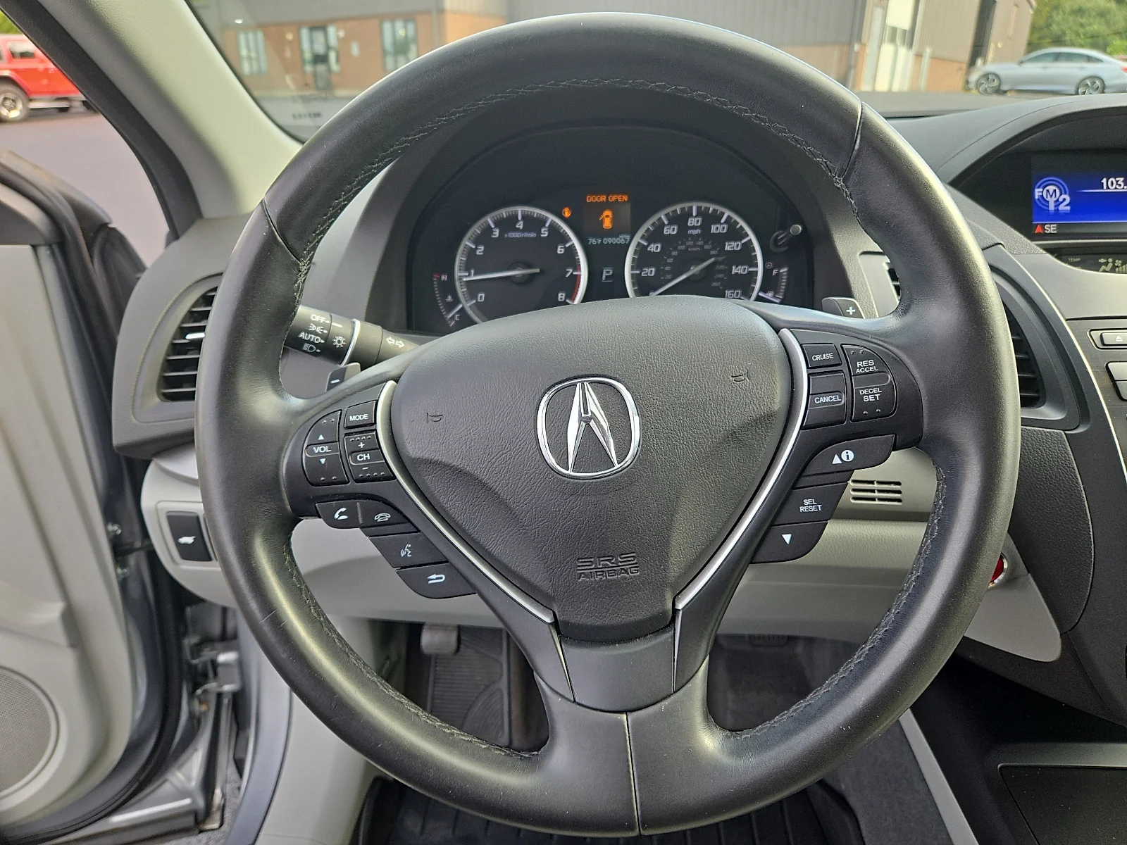 Used 2018 Lunar Silver Metallic - SI Acura  image 19