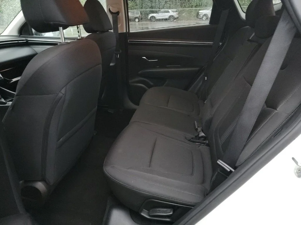 Used 2023 White Hyundai SEL image 15
