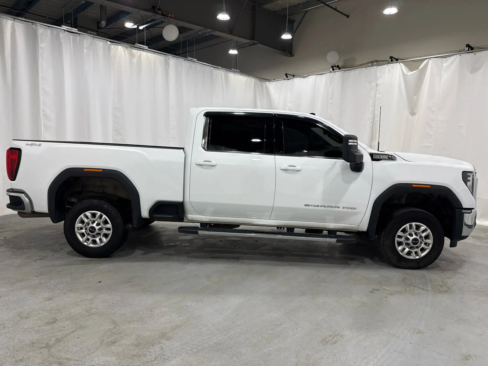 Certified Used 2024 Summit White GMC SLE image 6