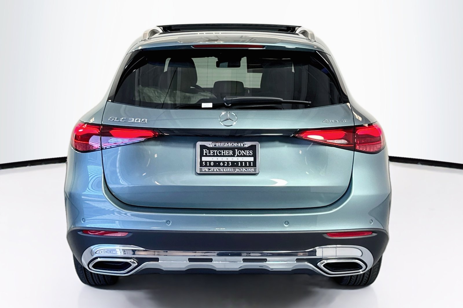 New 2026 Verde Silver Metallic Mercedes-Benz GLC 300 image 6