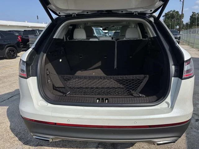 Used 2023 White Lincoln Black Label image 10