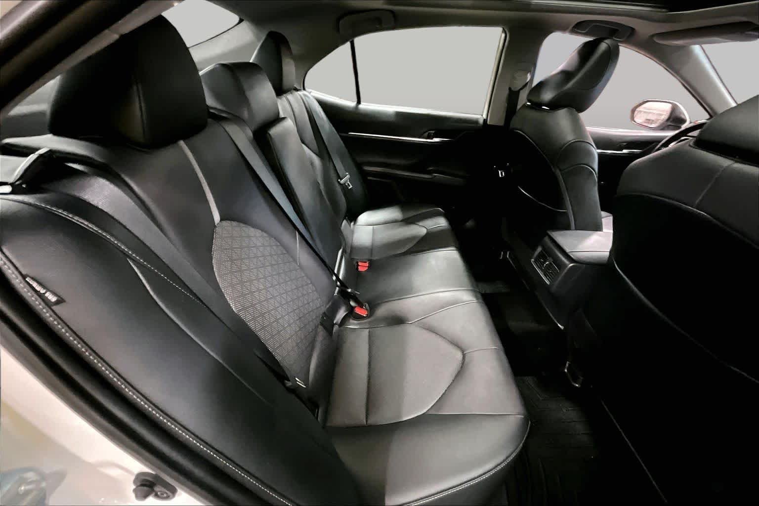 Certified Used 2021 Wind Chill Pearl Toyota XSE image 19