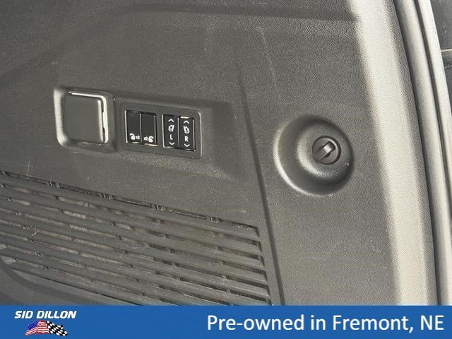 Used 2022 Midnight Blue Metallic Chevrolet RST image 6