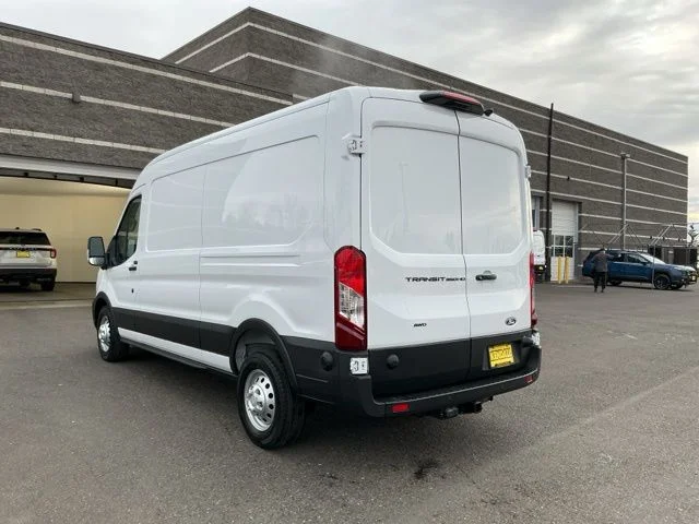 New 2026 Oxford White Ford Base image 6