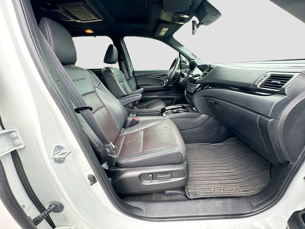 Used 2021 White Honda Black Edition image 34