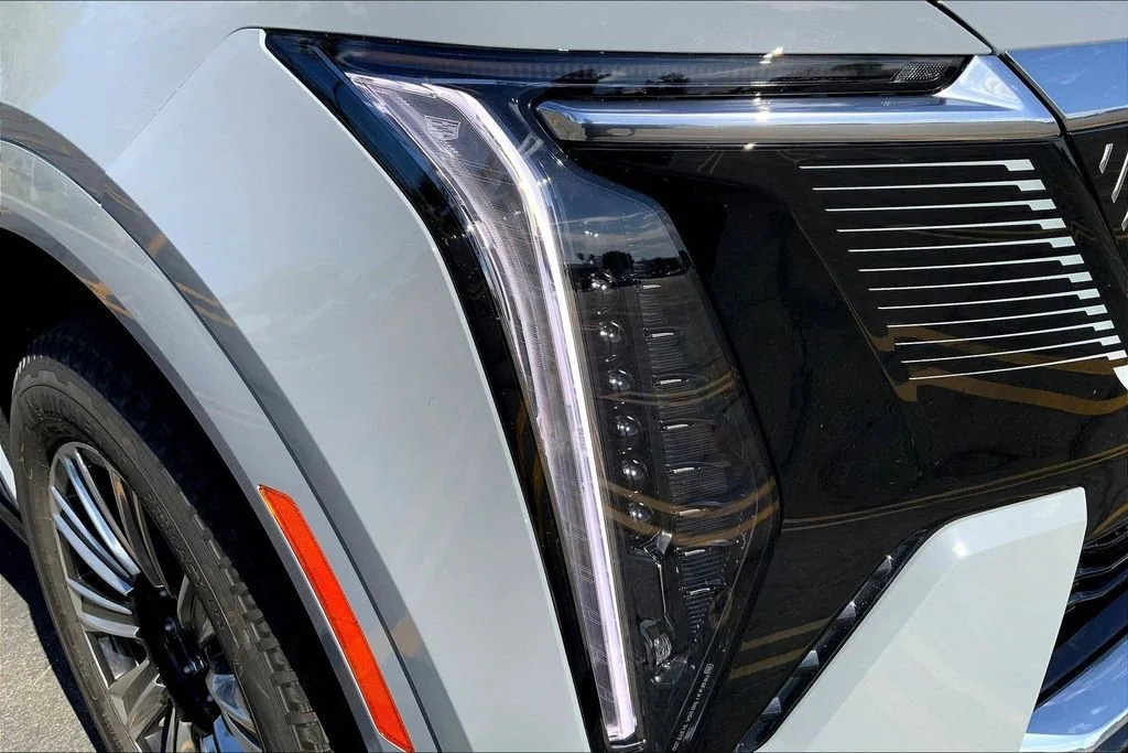2026 Cadillac Escalade IQL Luxury - Photo 14