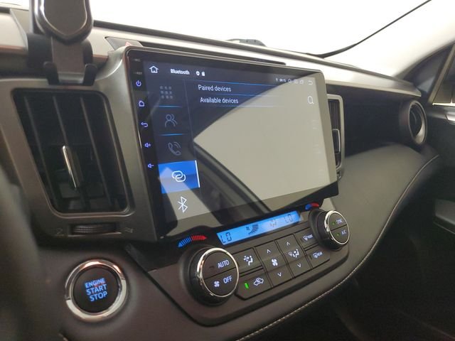 Used 2017 White Toyota XLE image 28