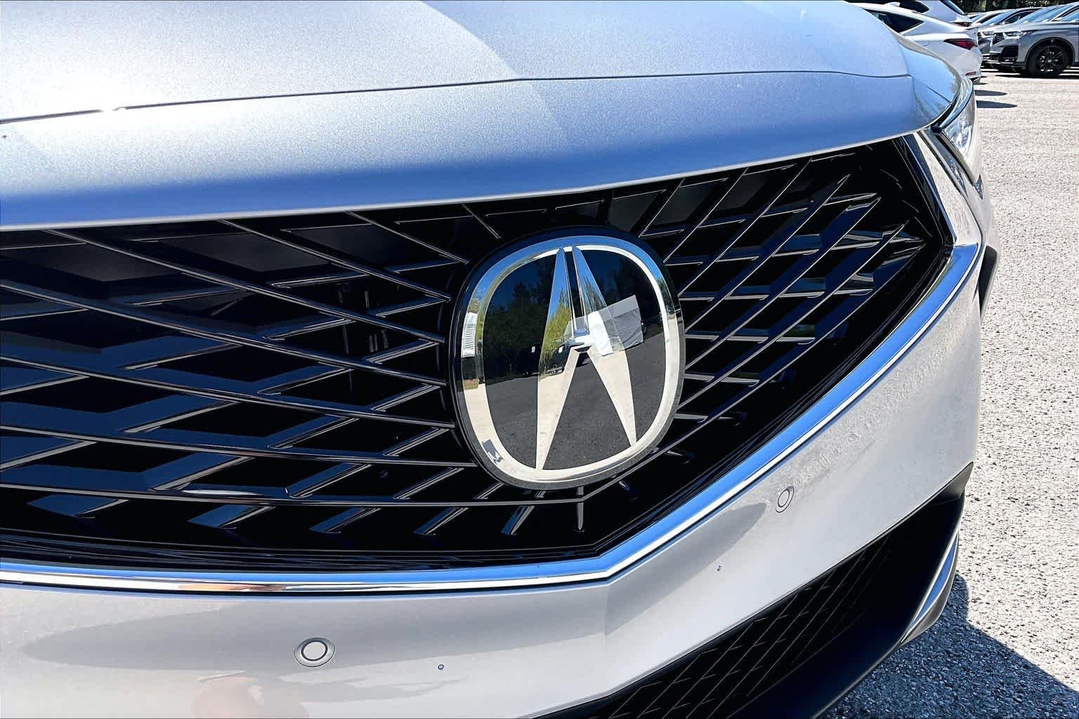 Used 2026 Solar Silver Metallic Acura w/Technology Package image 15