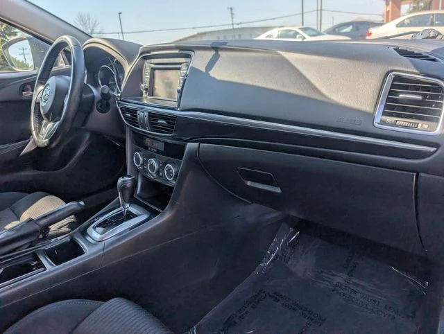 Used 2014 Blue Mazda i Sport image 23
