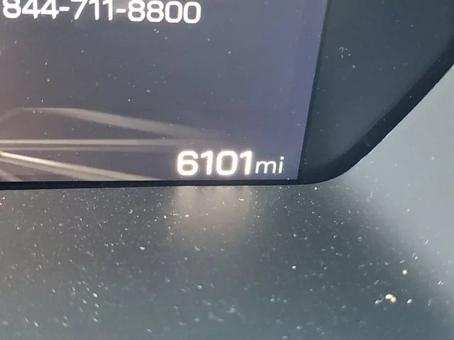 Used 2025 Volcanic Red Tintcoat GMC Elevation image 14