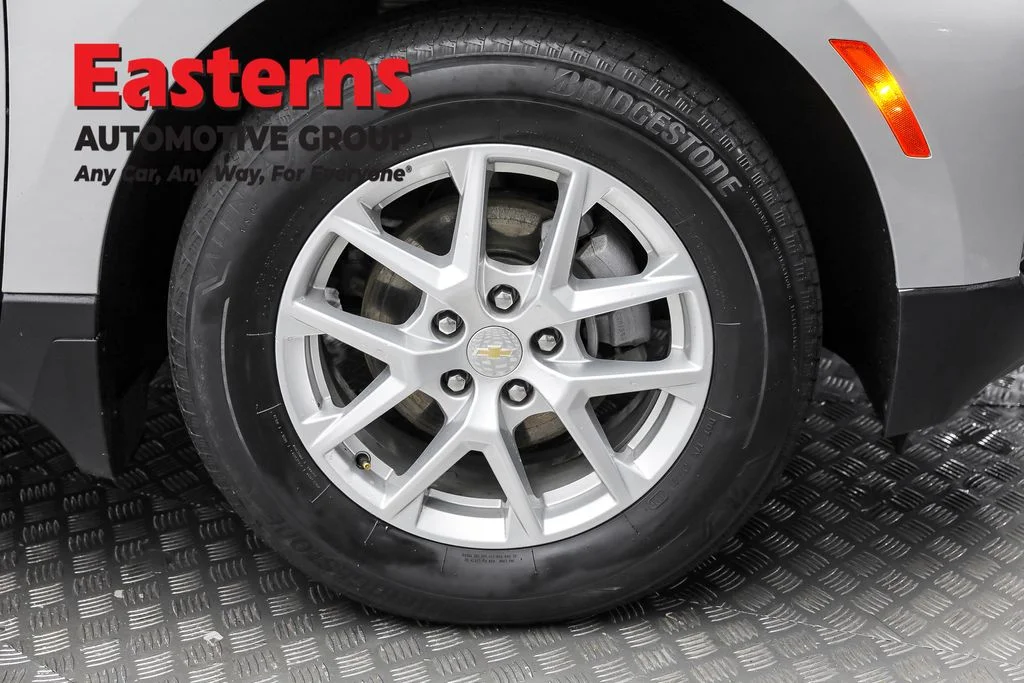 Used 2022 Silver Chevrolet LT image 28