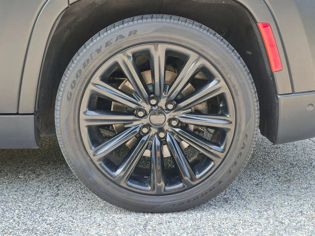 Used 2022 Black Jeep Series II image 40