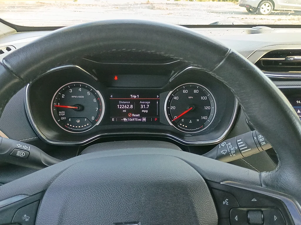 Used 2021 Midnight Blue Metallic Chevrolet ACTIV image 19