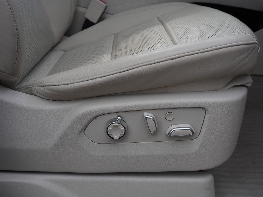 Used 2023 Black Cadillac Premium Luxury Platinum image 37