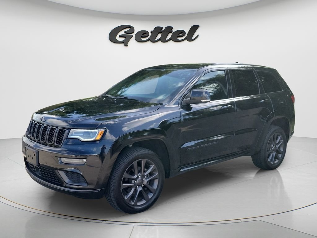 Used 2018 Black Jeep Overland image 1