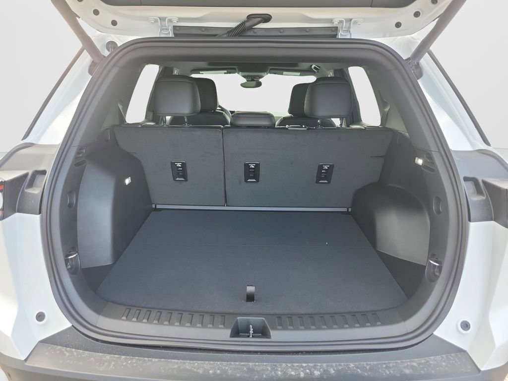 2026 Chevrolet Equinox LT - Photo 12